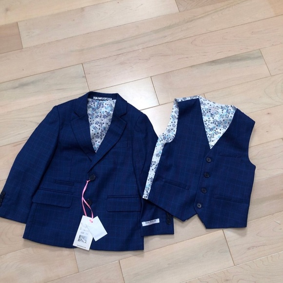 Isaac mizrahi boys beautiful navy blue blazer and vest